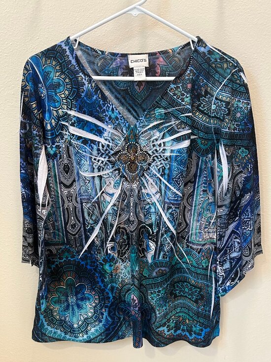 Chico's Tops - EUC Chico's blue floral sublimation paisley top with 3/4 bell sleeves, size L